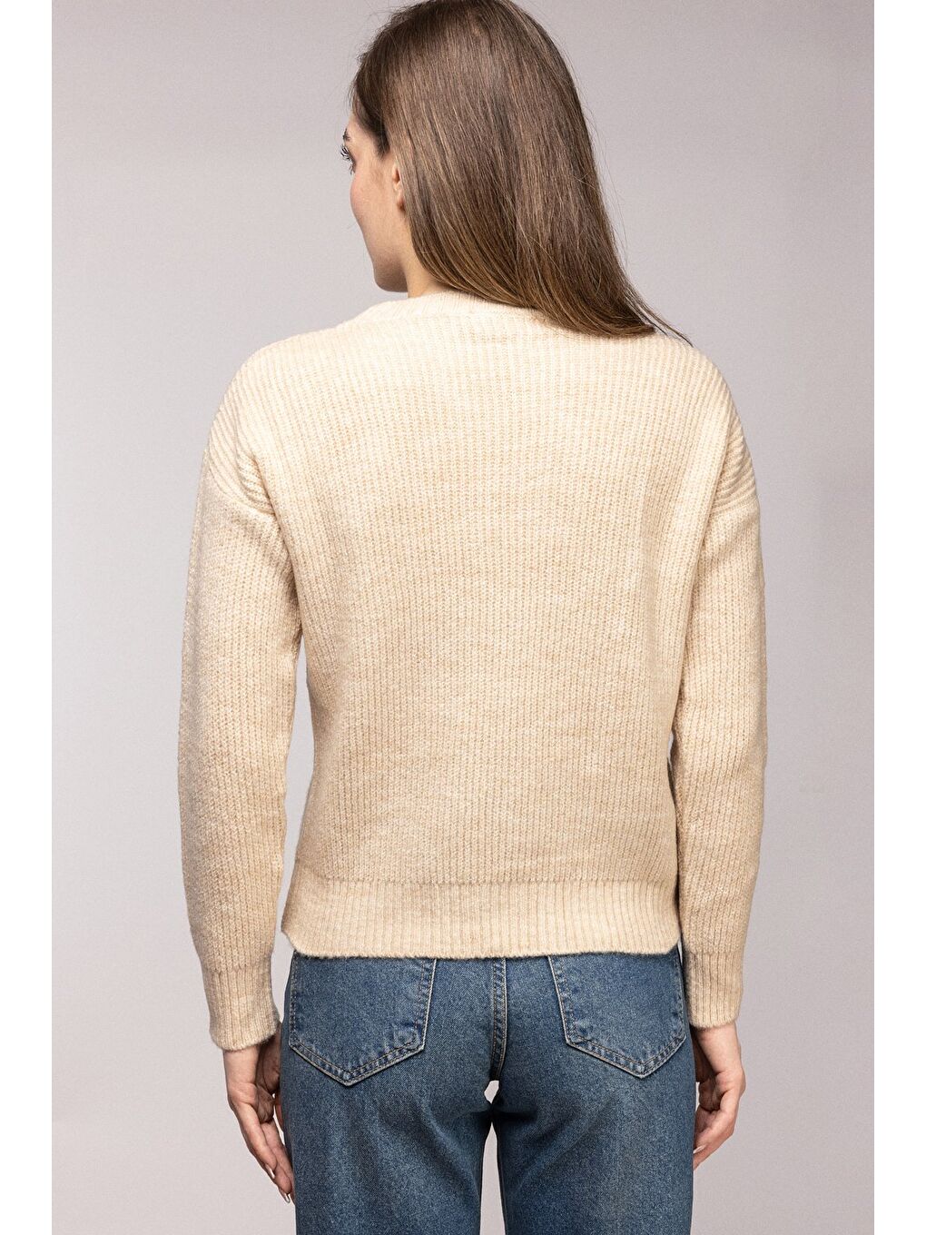 Bej Bisiklet Yaka Dokulu Triko Kazak-4