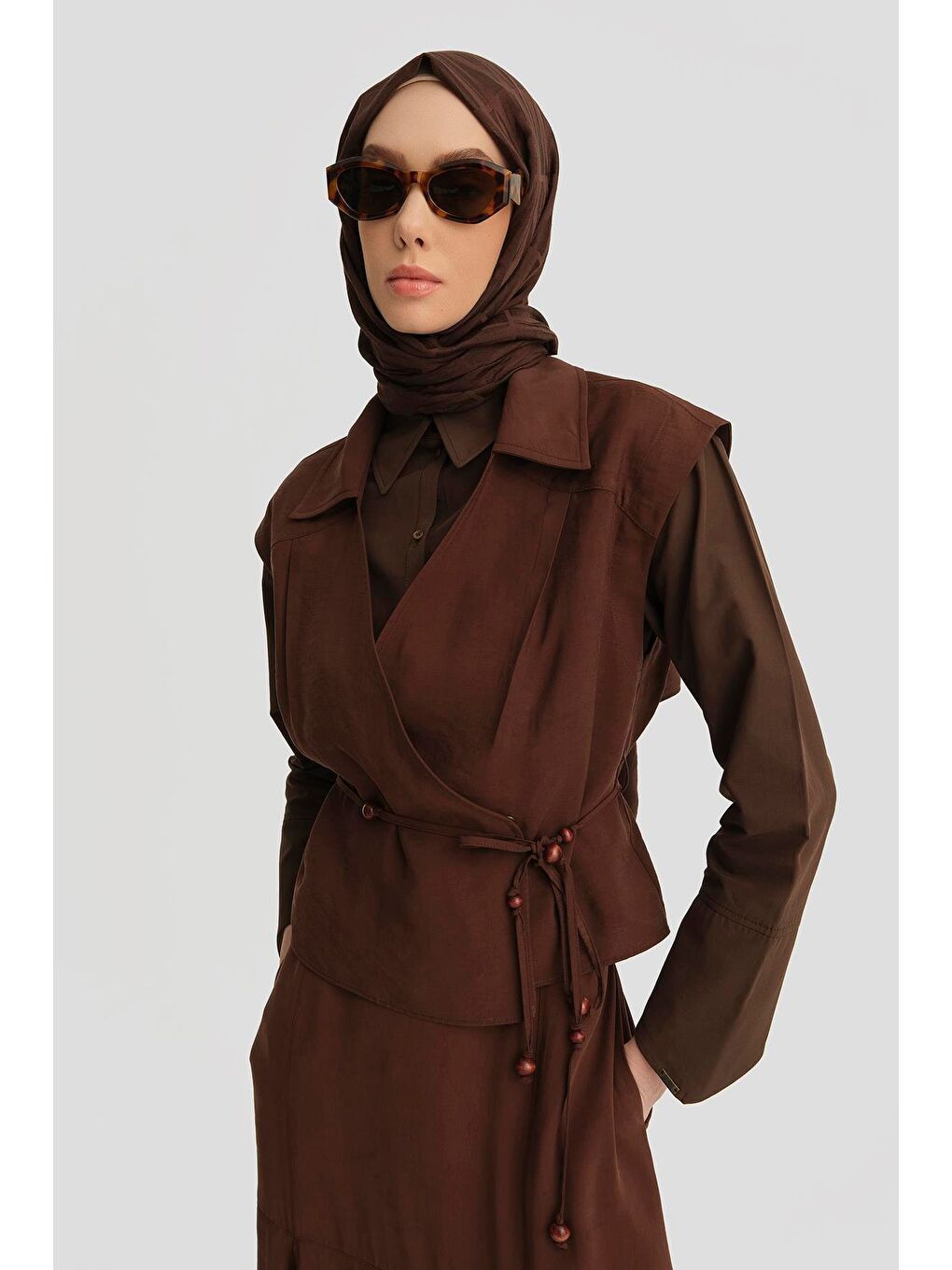 Kahverengi Boncuk Detaylı Yelek 25Y4503 Açık Kahve-3