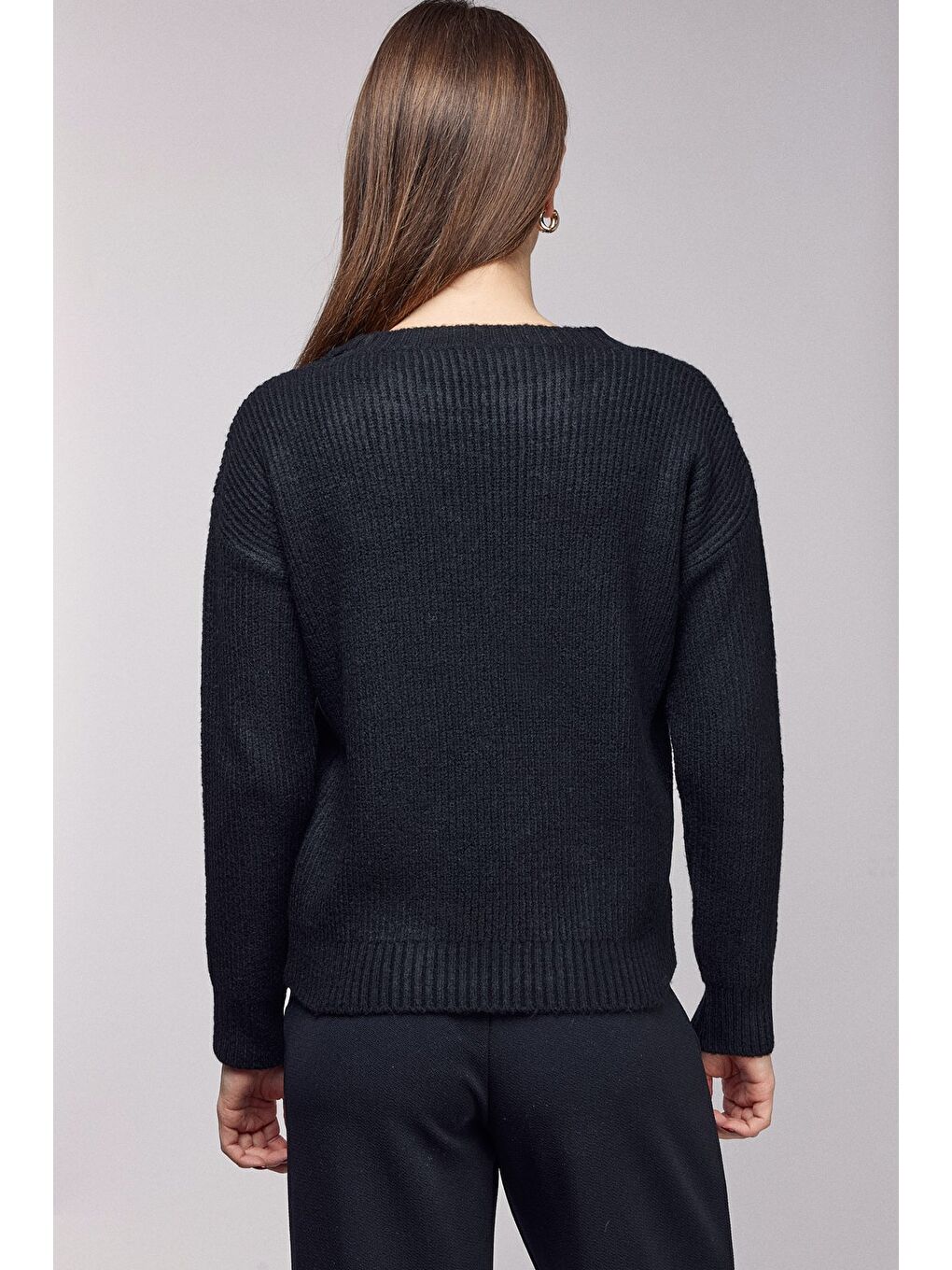 Siyah Bisiklet Yaka Dokulu Triko Kazak-4