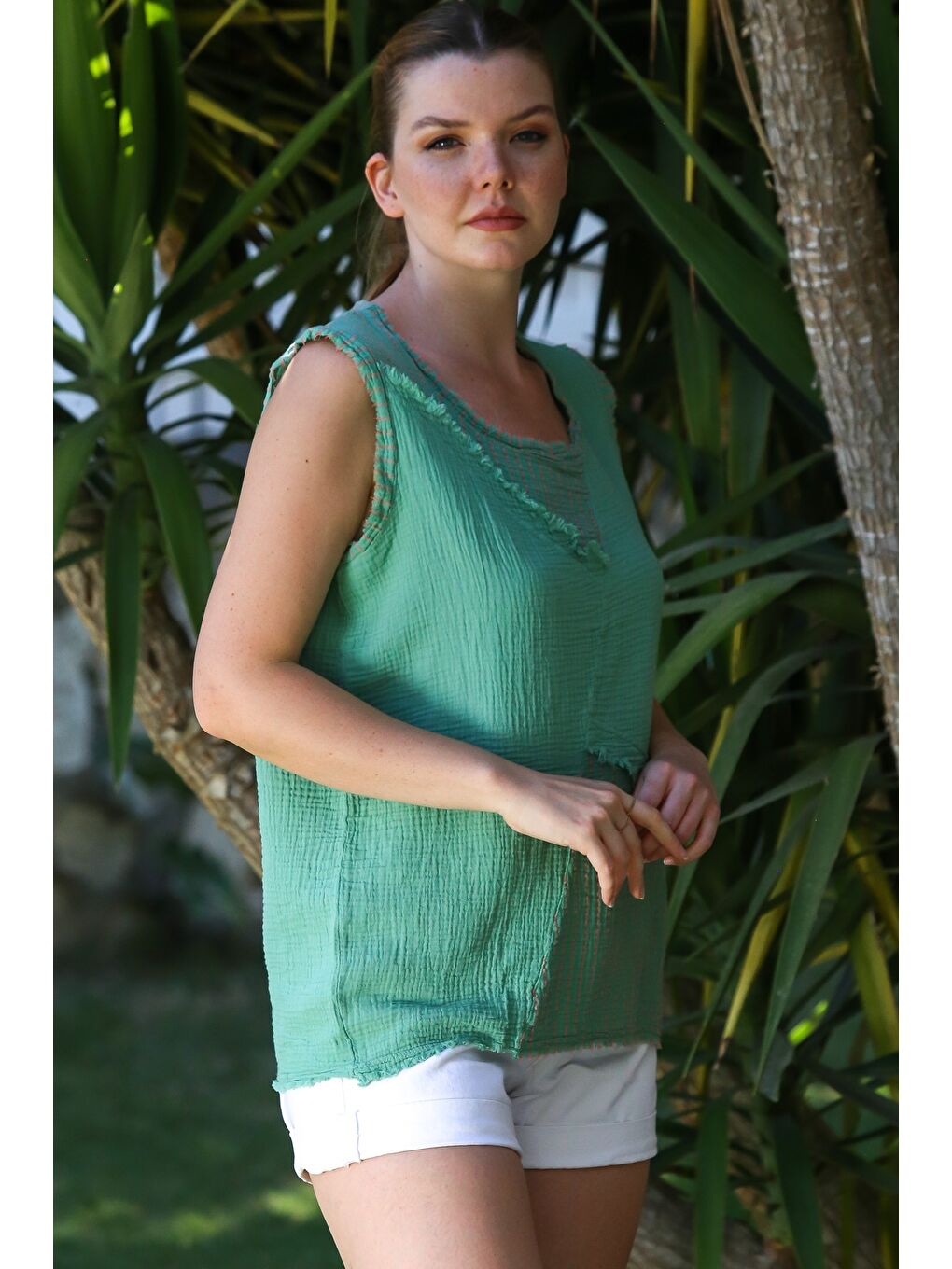 Yeşil Organik Pamuk Mint Yuvarlak Yaka Kolsuz Yıkamalı Pis Dikişli Casual Müslin Dokuma Bluz 70 60-4