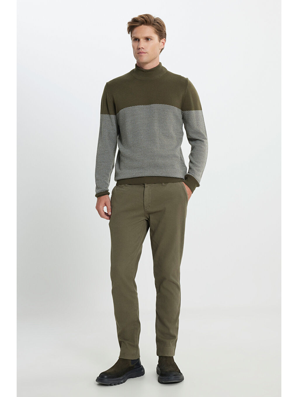 Erkek Haki Pamuklu Slim Fit Dar Kesim Armürlü Yan Cep Esnek Casual Pantolon