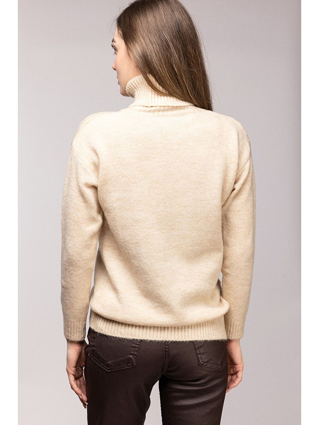 Bej Balıkçı Yaka Oversize Triko Kazak-4