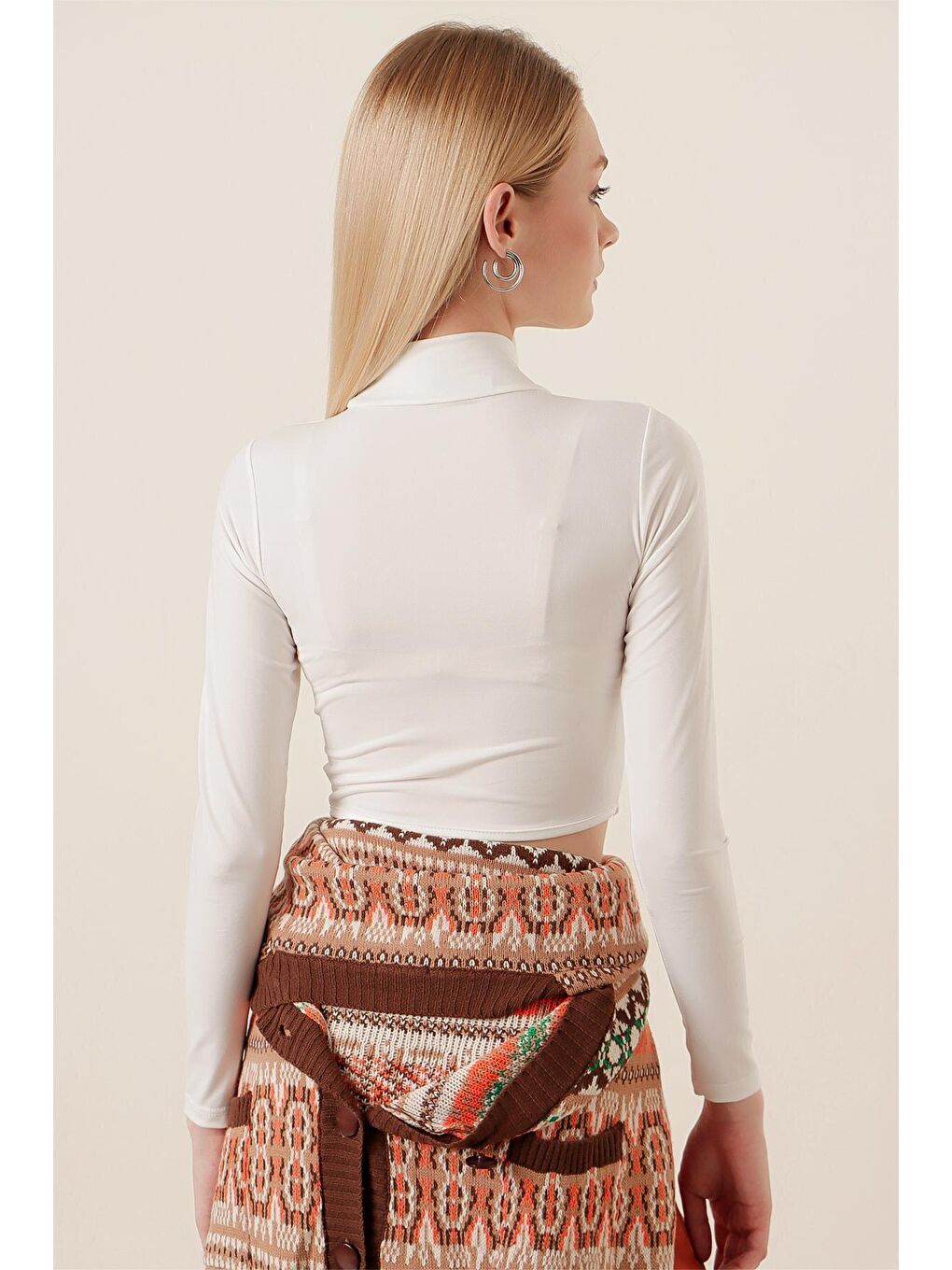 Ekru Yarım Balıkçı Yaka Uzun Kollu Elastanlı Streç Body-4