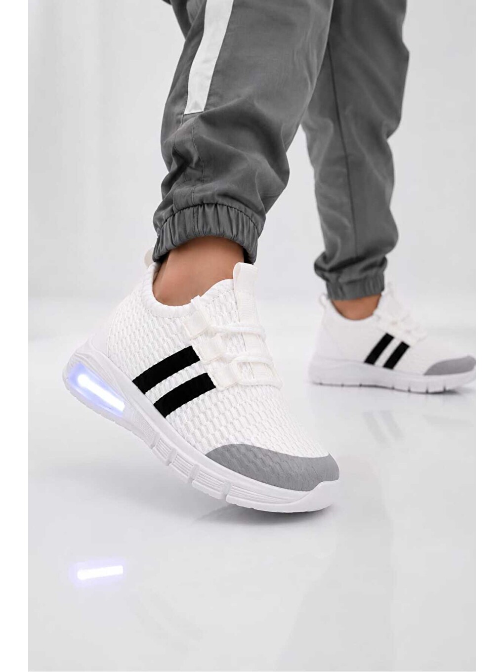Beyaz Unisex Çocuk Işıklı Spor Ayakkabı Rahat Günlük Sneaker-1