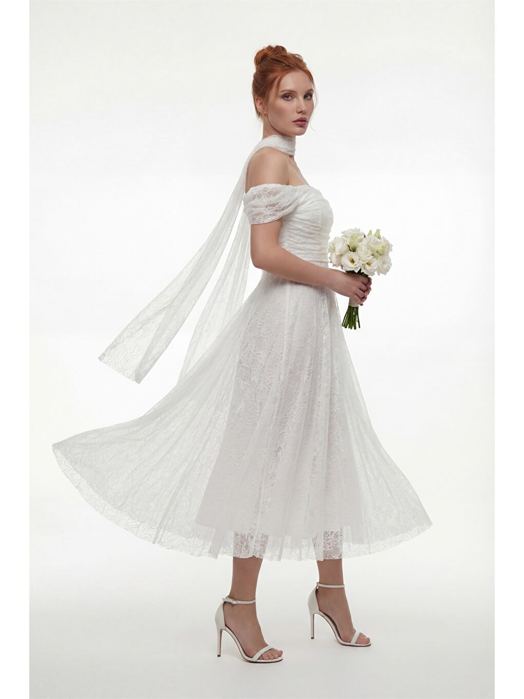 Kadın Beyaz Dar Kalıp Kayık Yaka Dantelli Midi Söz Nişan Nikah Abiye