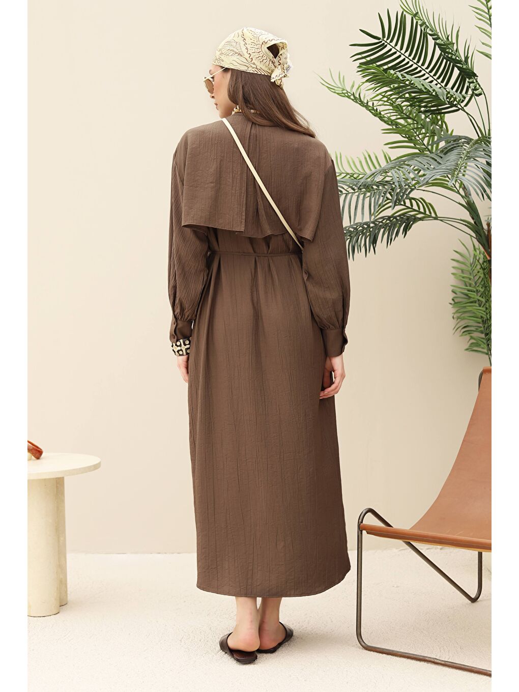 Kahverengi Rüzgarlıklı Elbise Fındık-4