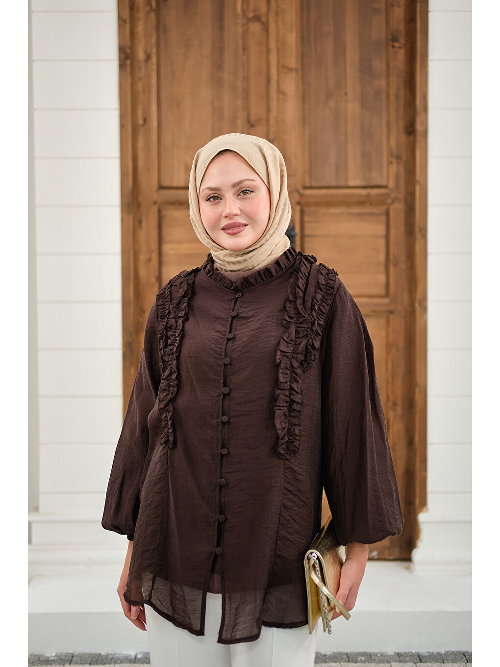 Kadın Yaka Büzgülü Gömlek Kahverengi-3