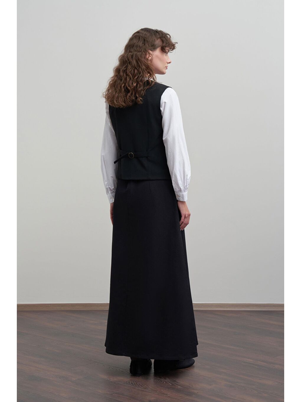 Siyah-Gabardin Belden Bantlı Çan Etek-2