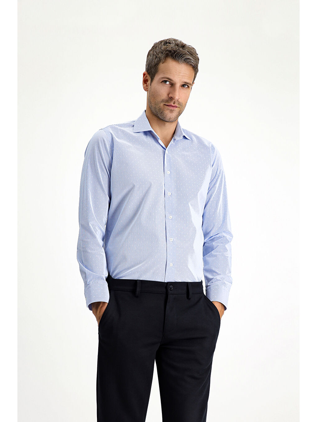 Mavi Uzun Kol Slim Fit Dar Kesim Non Iron Klasik Desenli Pamuklu Gömlek