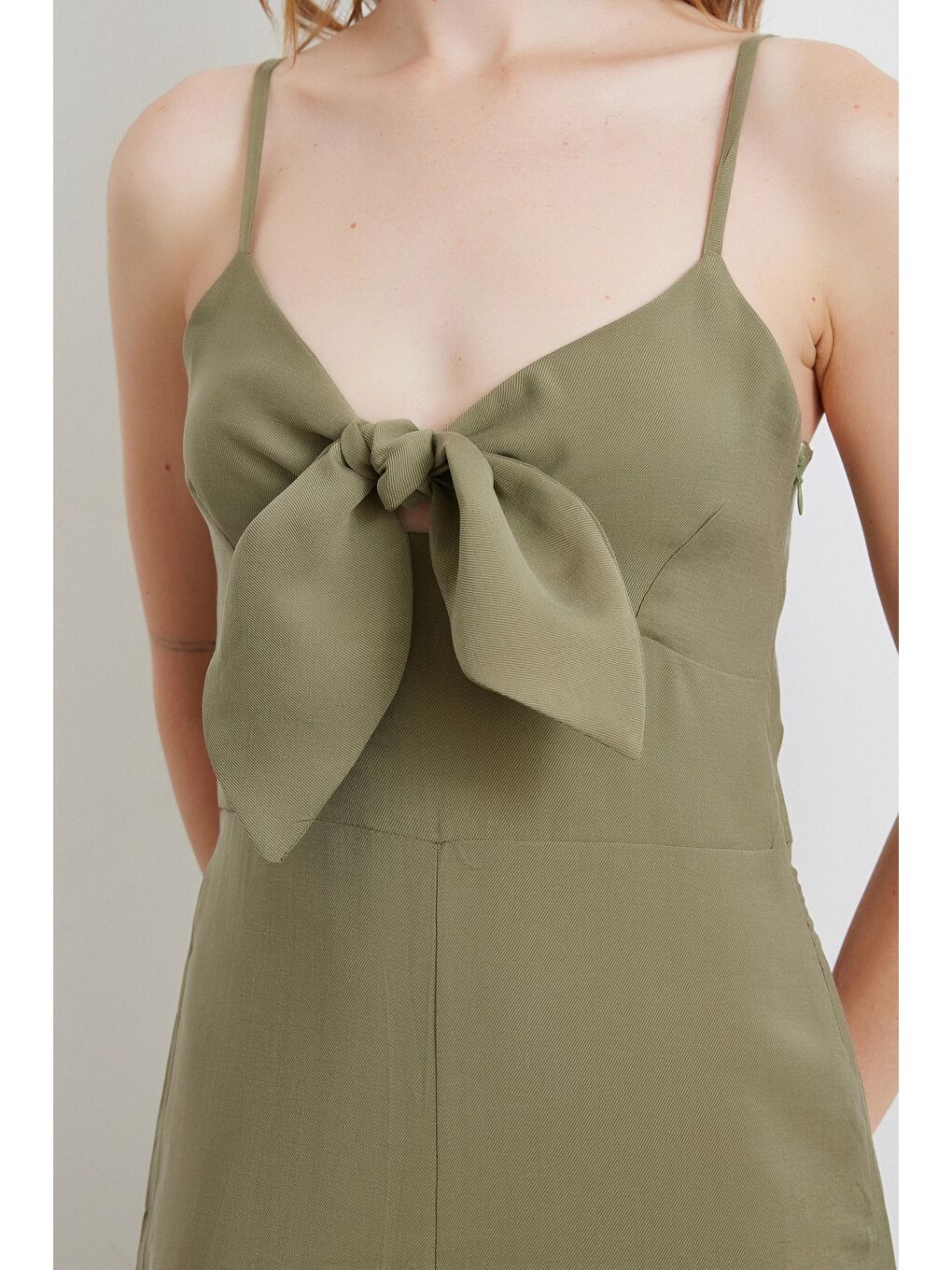 Fiyonklu Askılı Tulum Haki-4