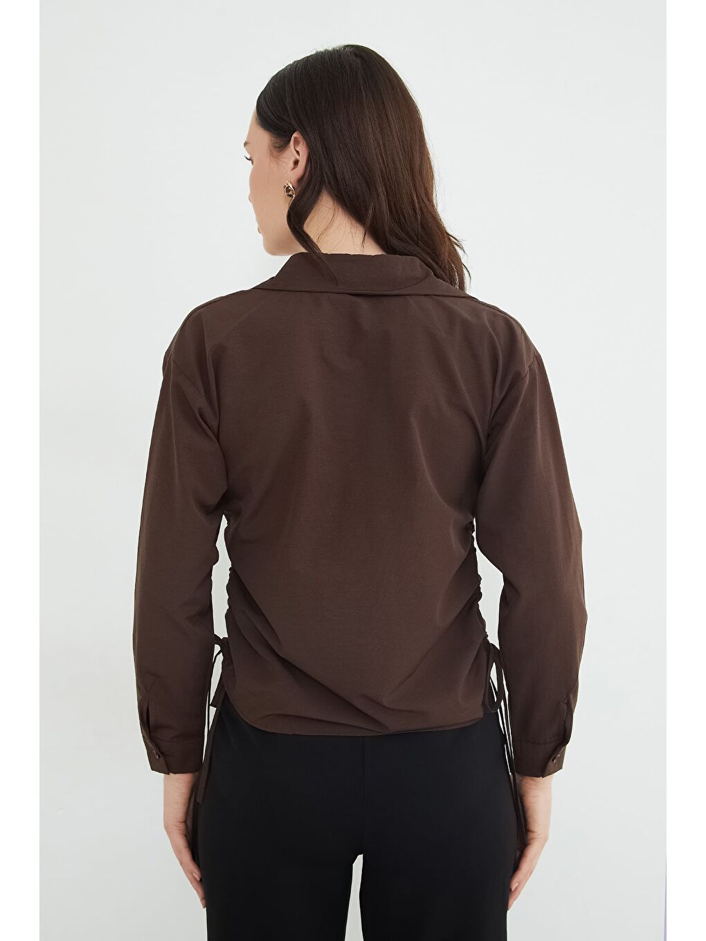 Kahverengi Basic Yanları Büzgülü Salaş Gömlek-4