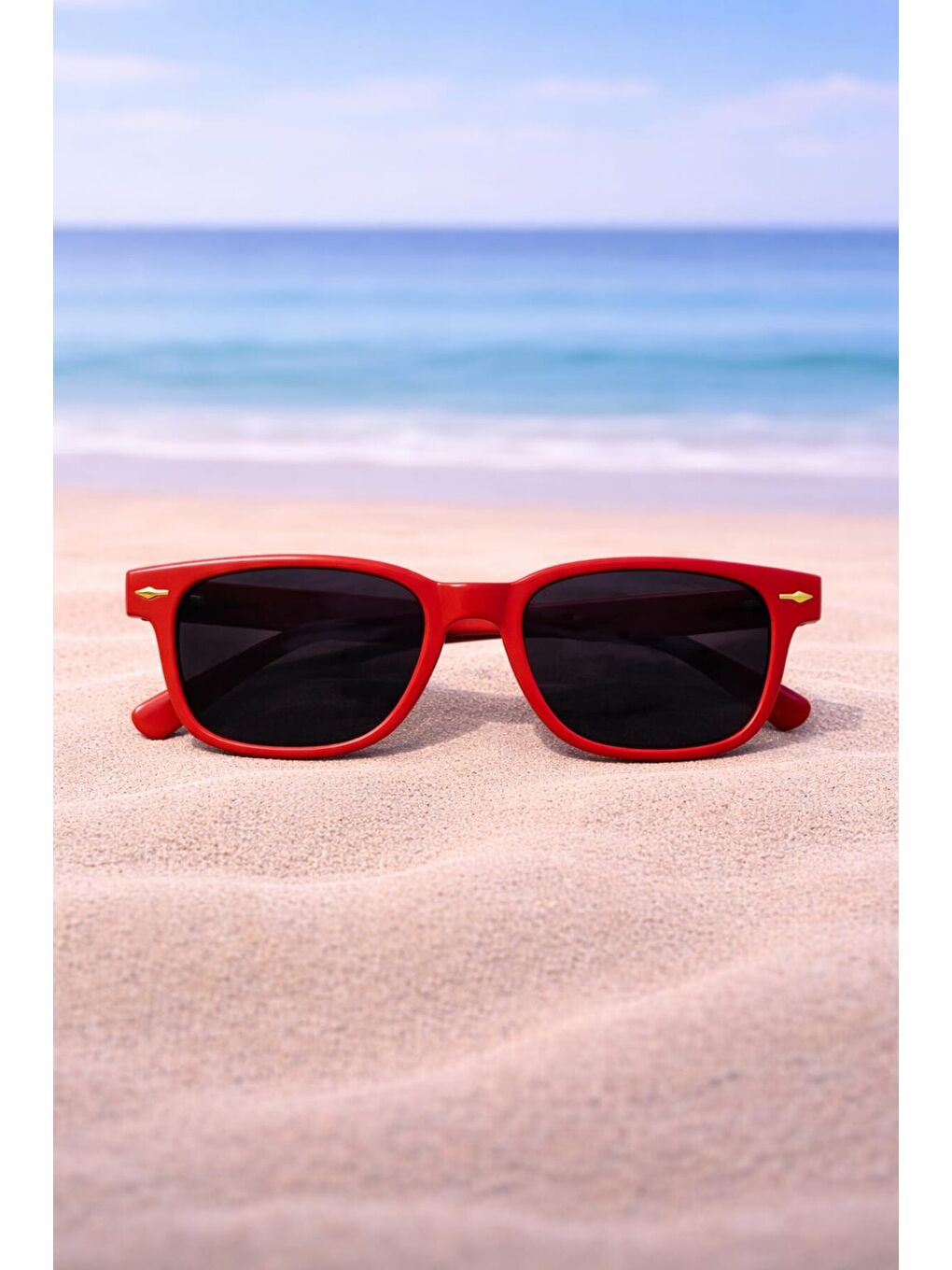 Kırmızı Çocuk Desenli Mayo Takımı - Bone ve Güneş Gözlüğü Hediyeli 2'li Set 12715-1