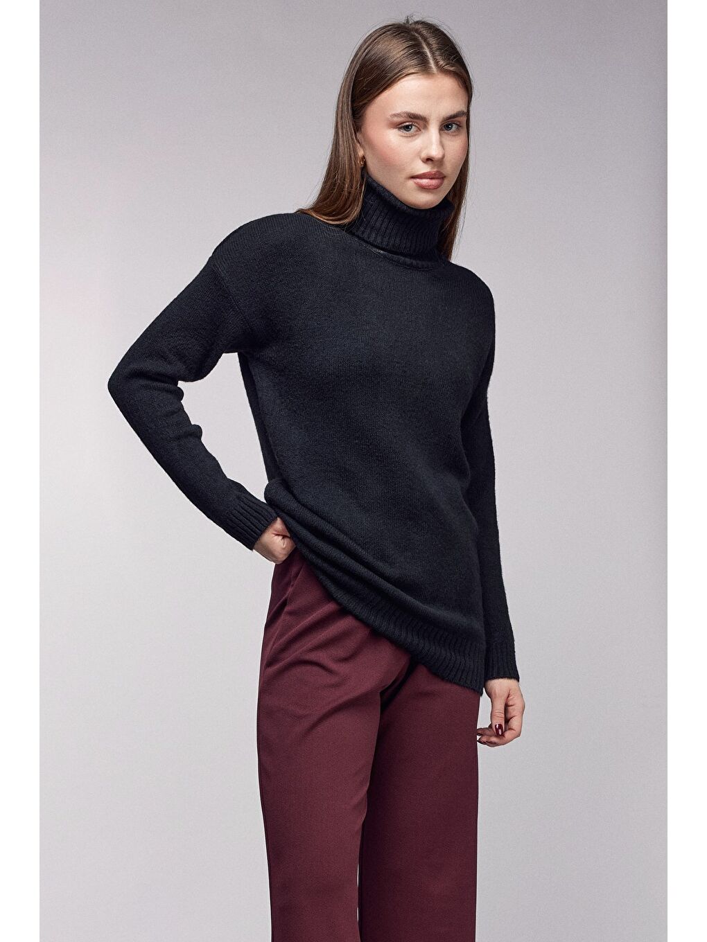 Siyah Balıkçı Yaka Oversize Triko Kazak-1