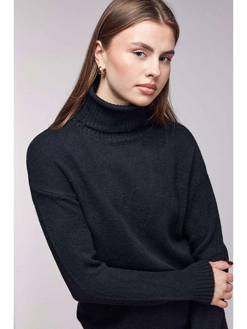 Siyah Balıkçı Yaka Oversize Triko Kazak-2