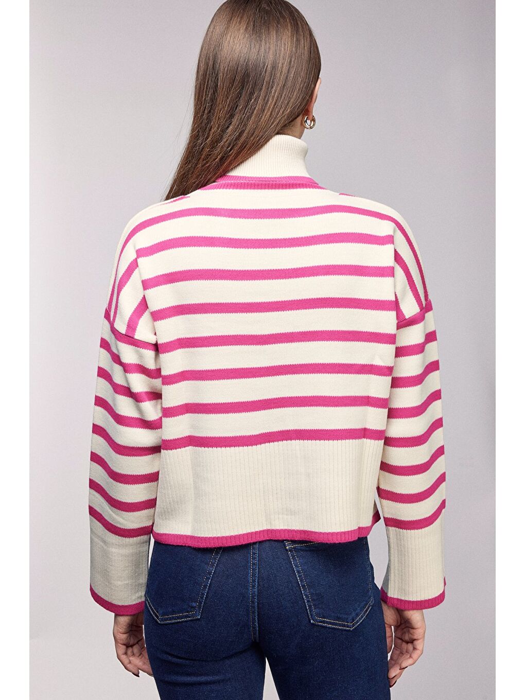 Pembe Çizgili Balıkçı Yaka Oversize Triko Kazak-4