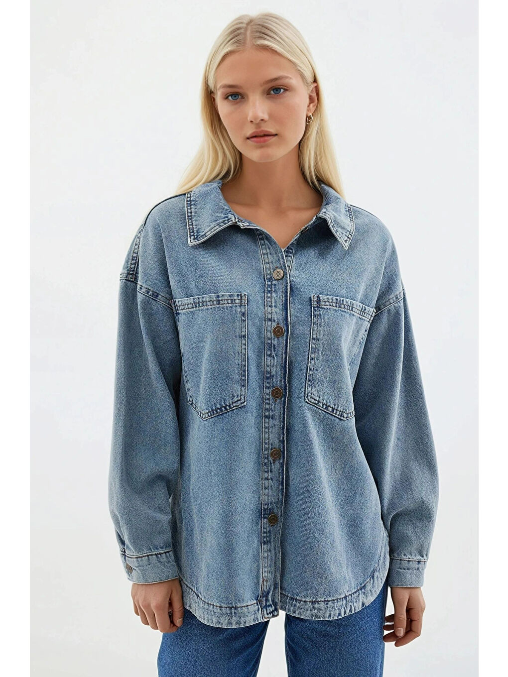 Kadın Mavi Çift Cepli Önden Düğmeli Jean Ceket HZL25S-BD106941-1