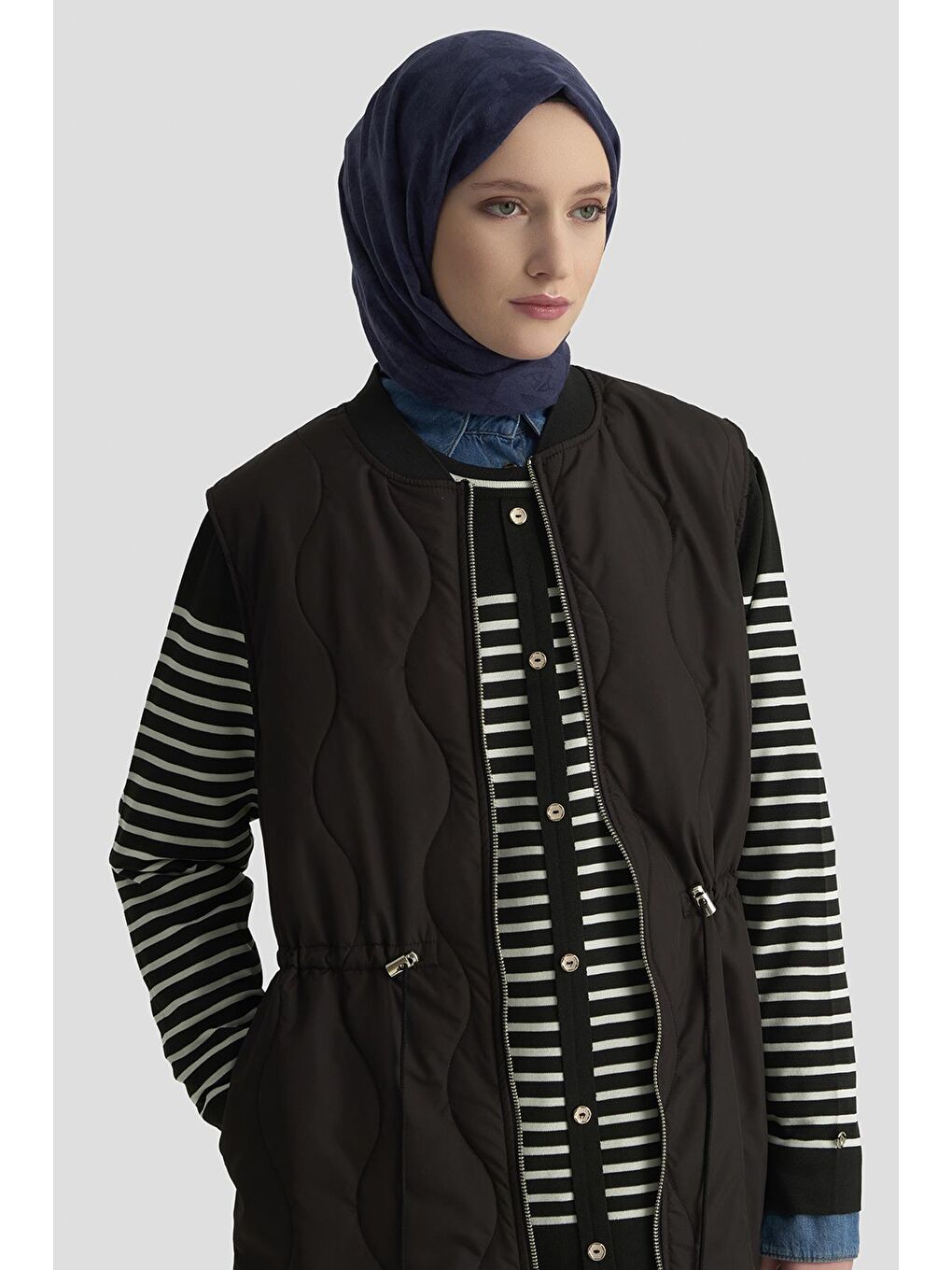 Kapitone Yelek 25K4807 Siyah