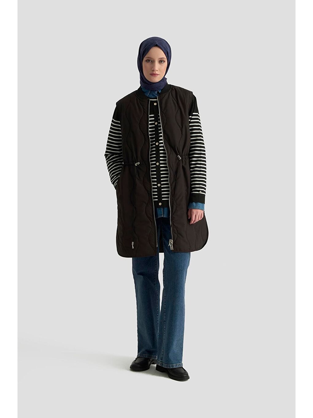 Kapitone Yelek 25K4807 Siyah-1