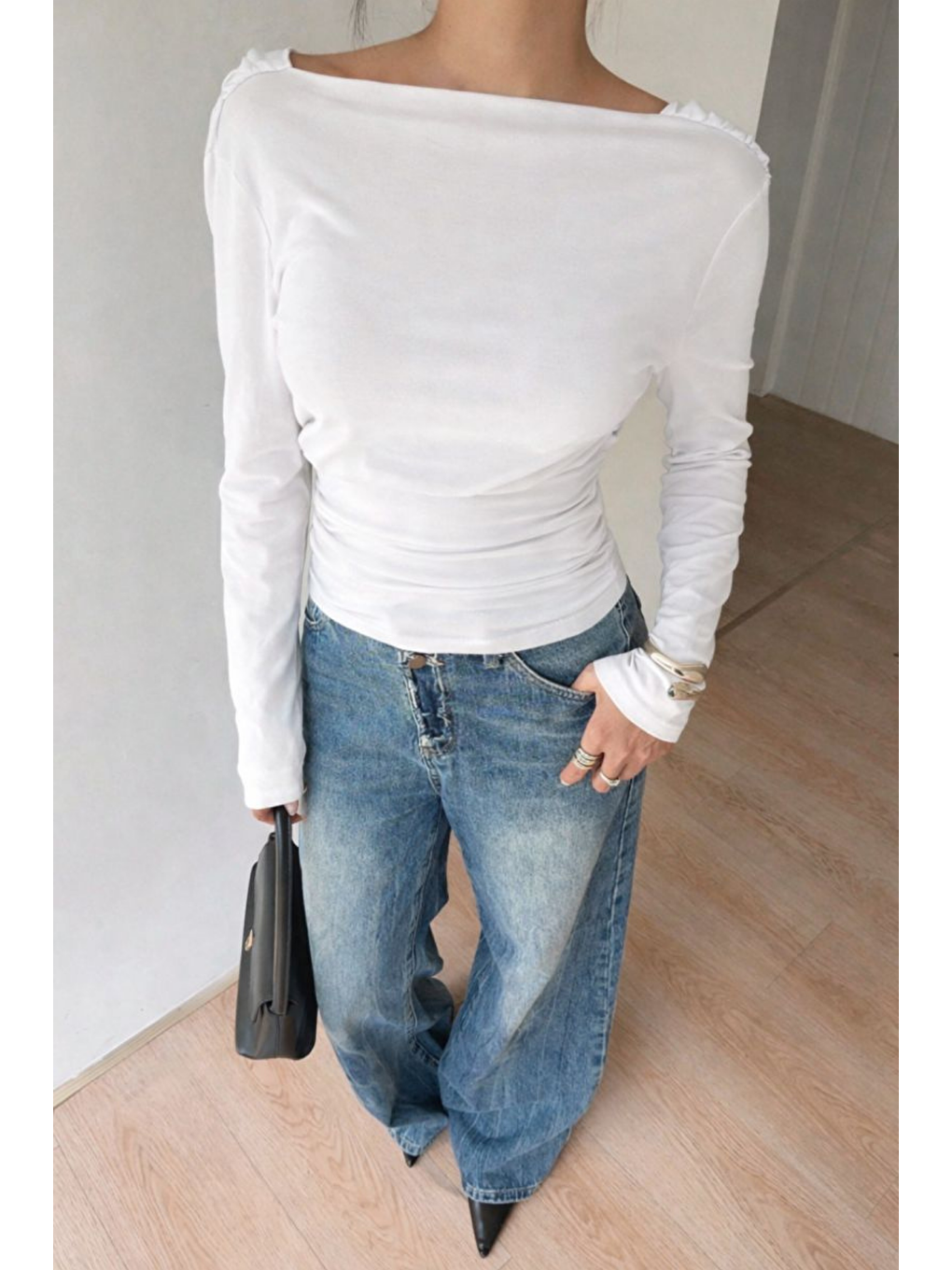 Kadın Beyaz Derin Sırt Dekolteli Uzun Kollu Esnek Pamuk Bluz-2