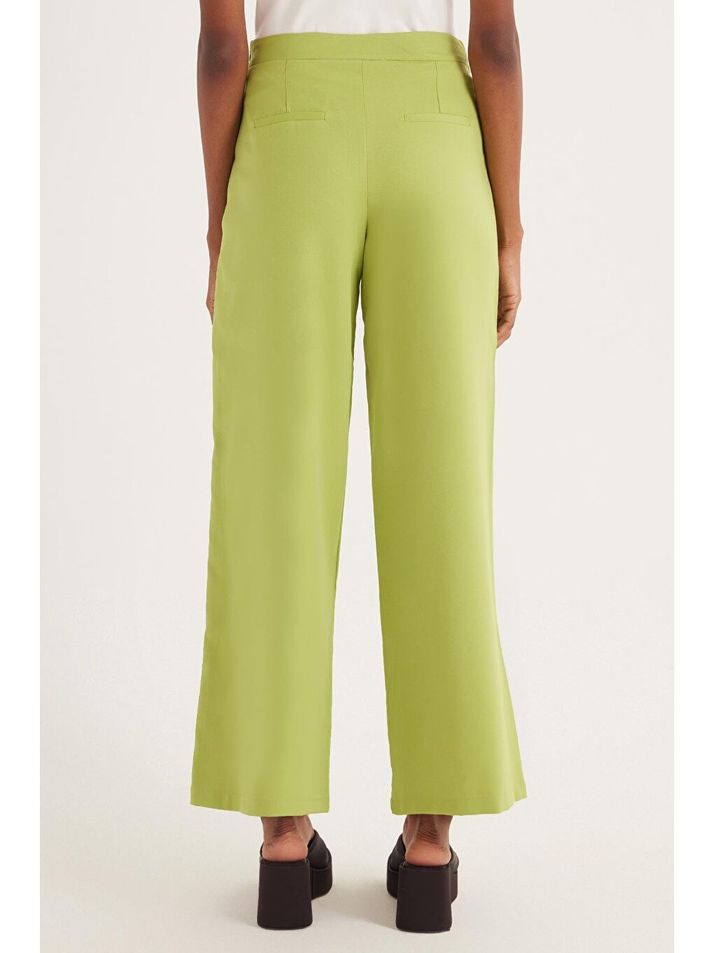 Kadın Standart Fit Geniş Paça Yeşil Double Pantolon-6