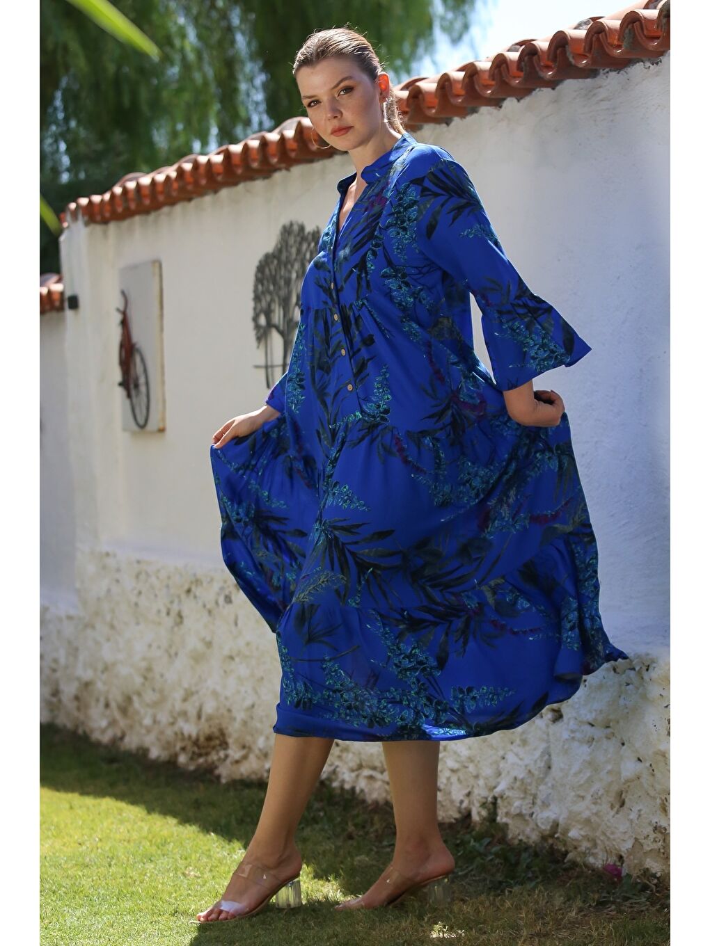 Saks Mavisi Hakim Yaka Fırfırlı Kol Düğmeli Eteği Fırfırlı Allover Baskılı Dokuma Elbise 130 58-6