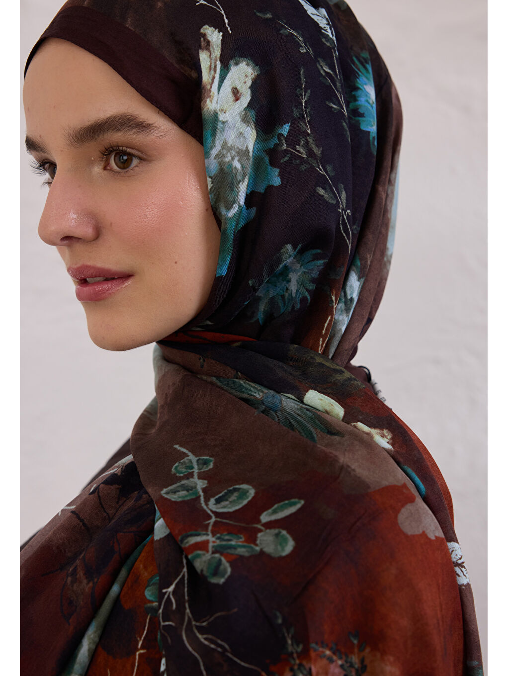 Kahverengi Dıtsy Leaves Desen Rami Şal Kahve-3