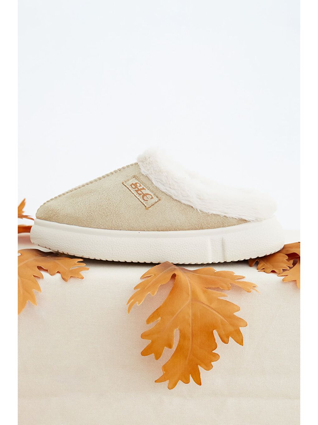 Bej İçi Kürklü Ev Terliği-3