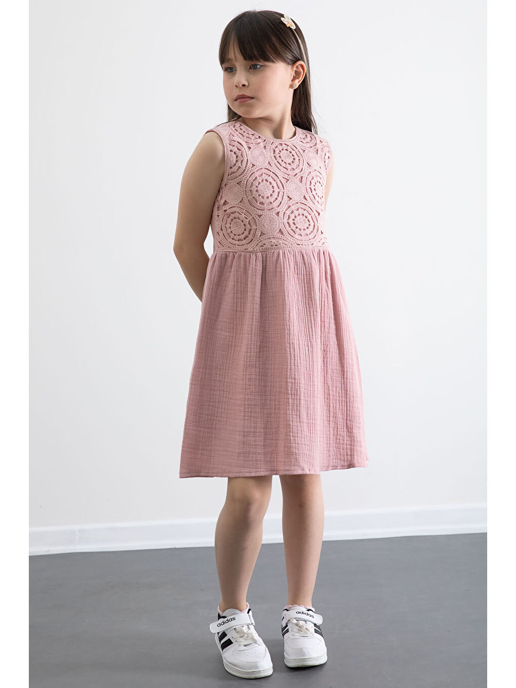 Pembe Dantel İşlemeli Müslin Kız Çocuk Elbise 20778-2