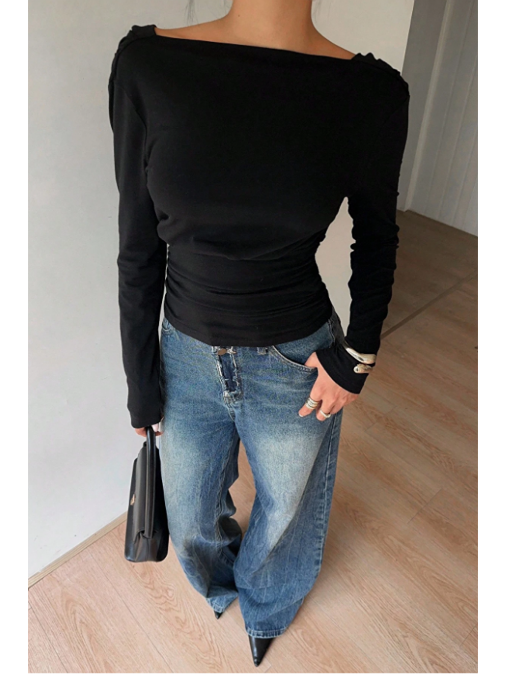Kadın Siyah Derin Sırt Dekolteli Uzun Kollu Esnek Pamuk Bluz-2