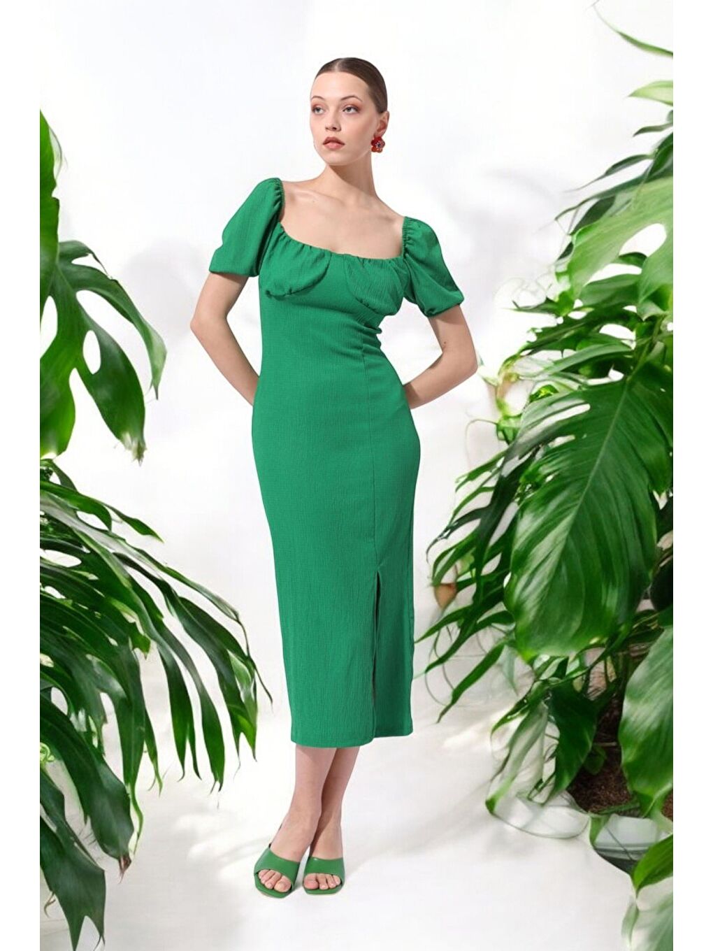 Yeşil Yırtmaçlı Bürümcük ELBİSE