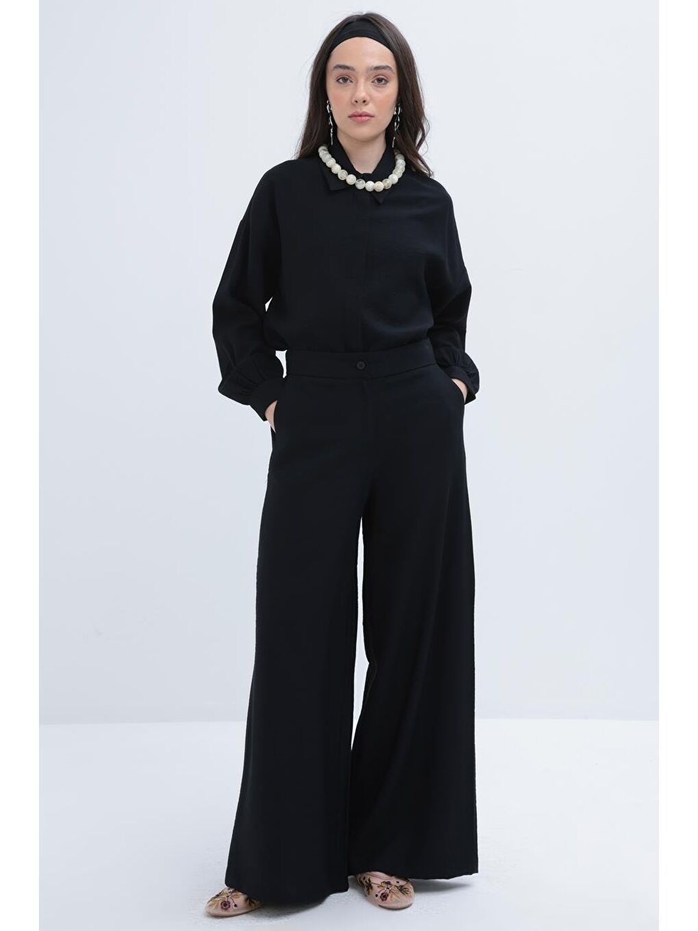 Siyah-Geniş Paça Pantolon-1