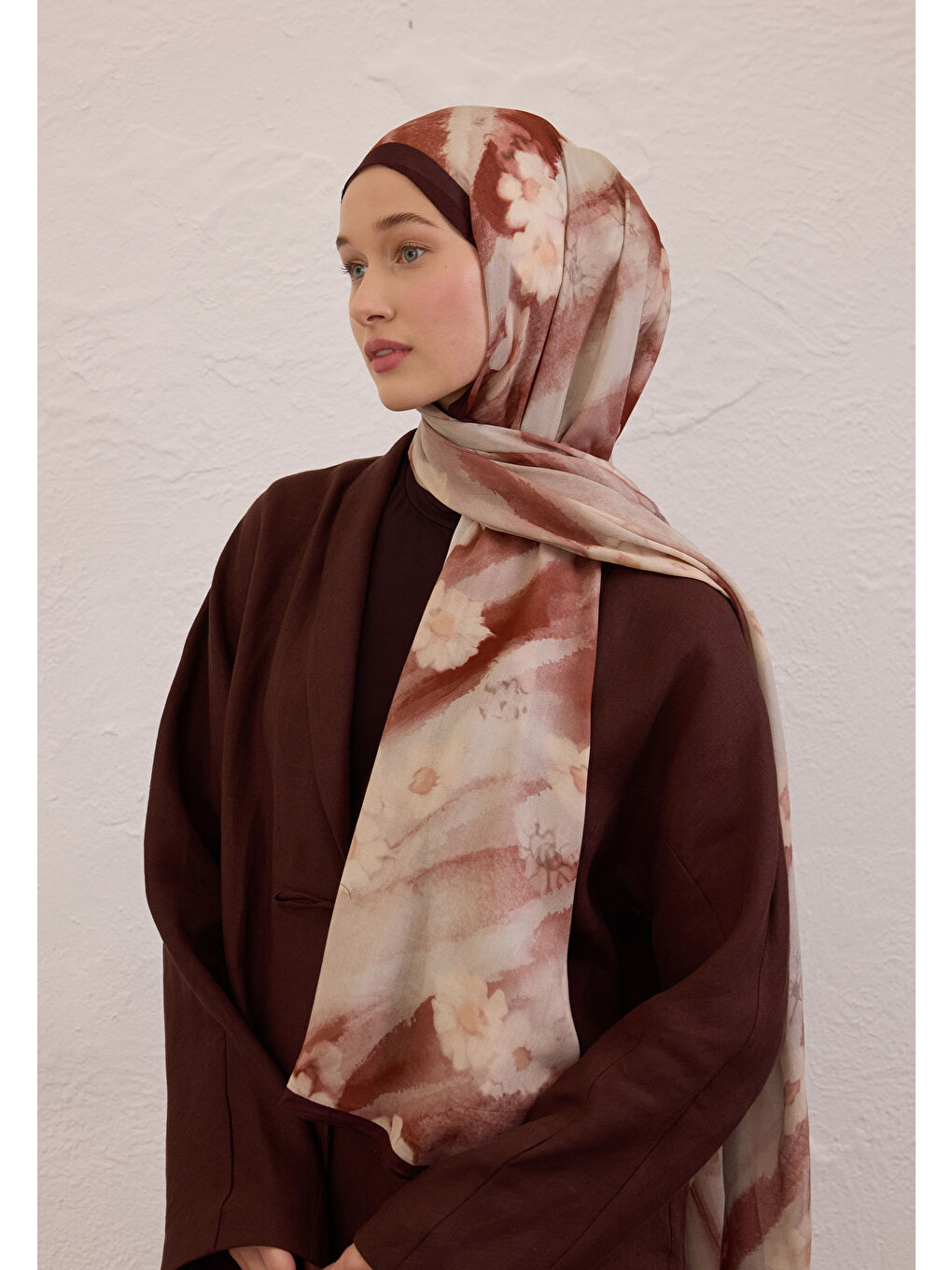 Kahverengi Soft Daısy Desen Rami Şal Ağaç Kabuğu-2