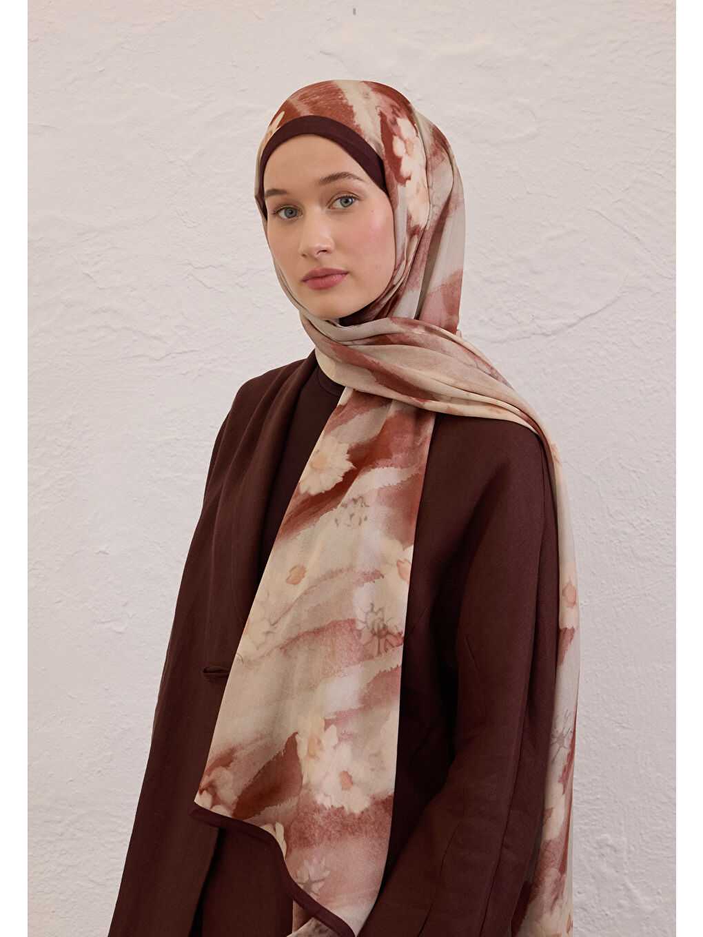 Kahverengi Soft Daısy Desen Rami Şal Ağaç Kabuğu-3