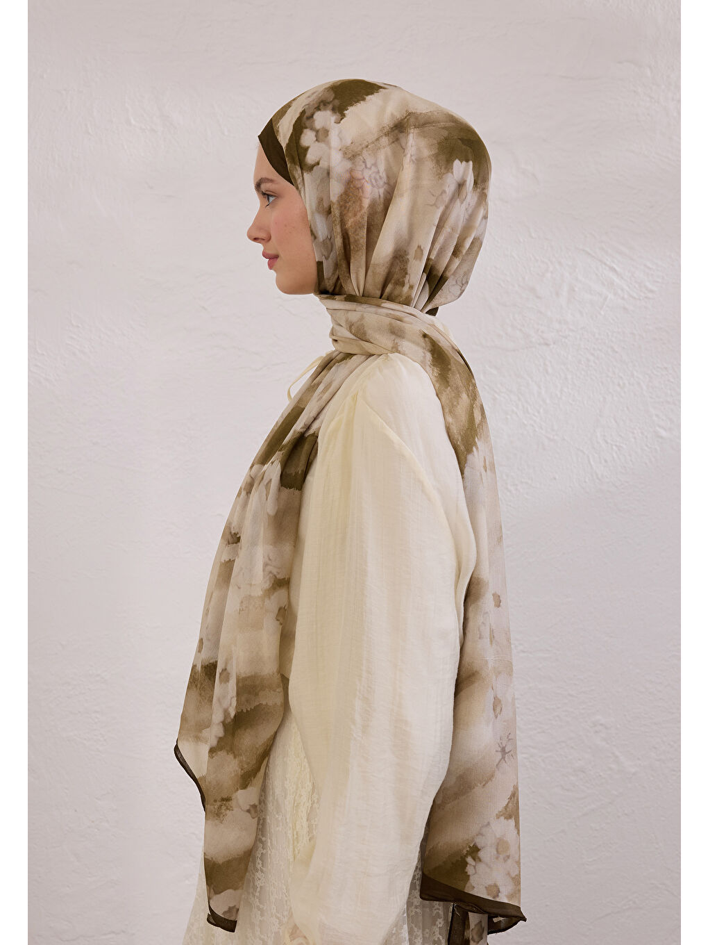 Bej Soft Daısy Desen Rami Şal Vizon-2