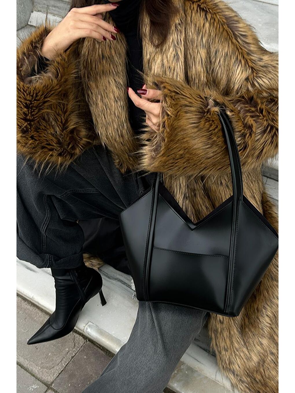 Geza Asimetrik Omuz Çantası Siyah-10