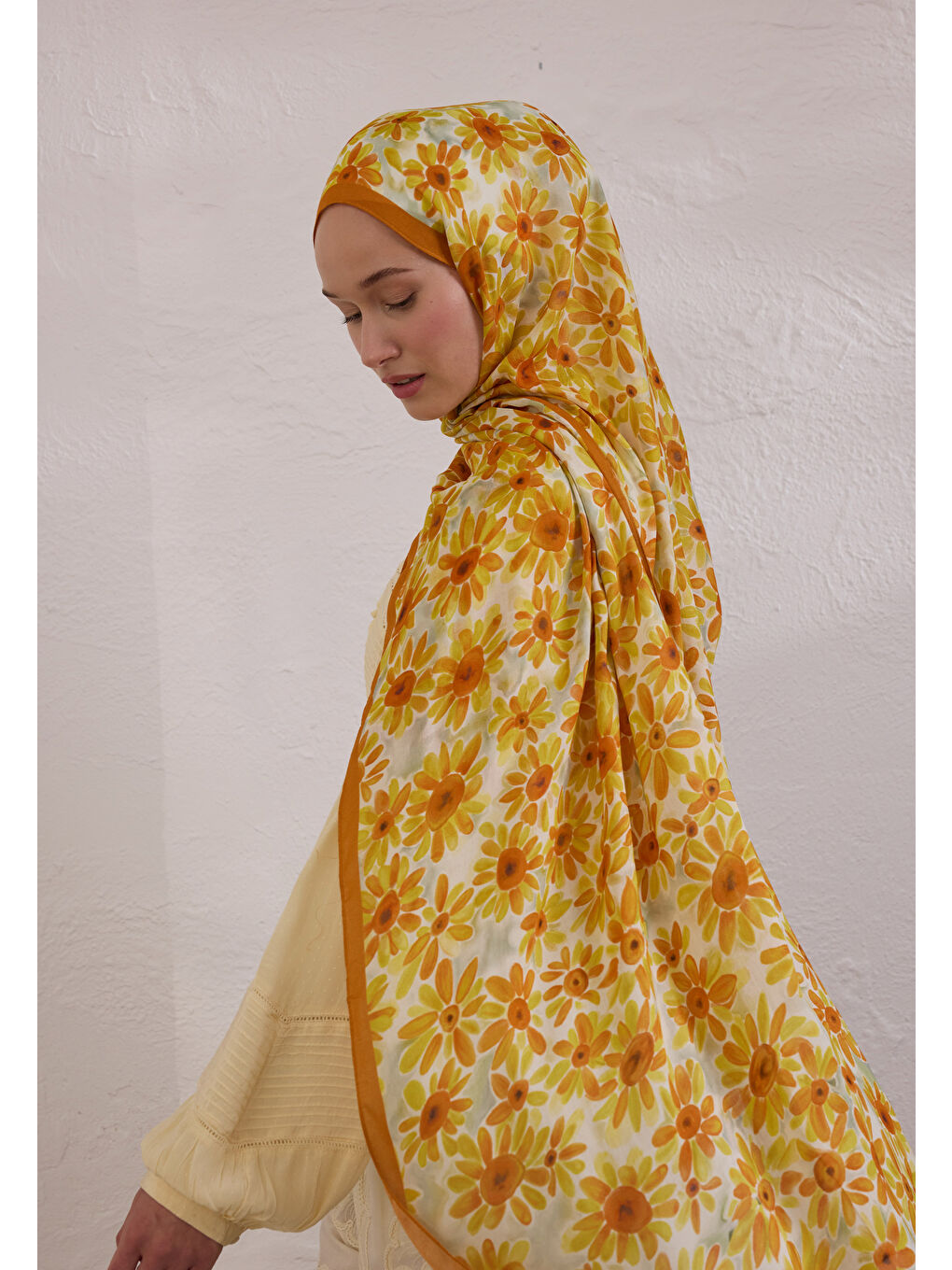 Sarı Sunflower Desen Rami Şal Işığı