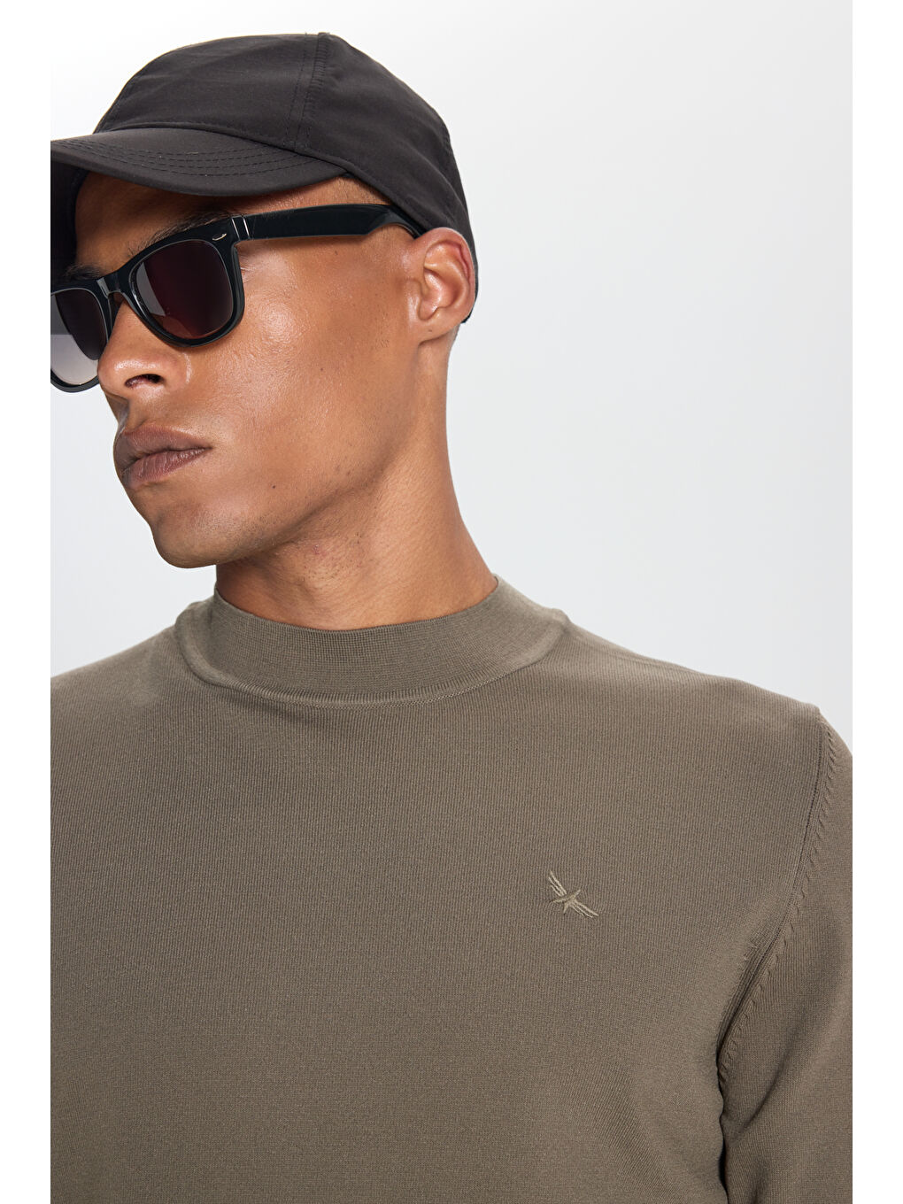 Erkek Haki Standart Fit Normal Kesim Yarım Balıkçı Yaka Basic Triko Kazak-3