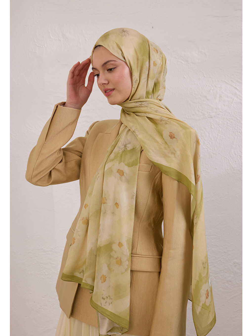 Yeşil Soft Daısy Desen Rami Şal Adaçayı-1