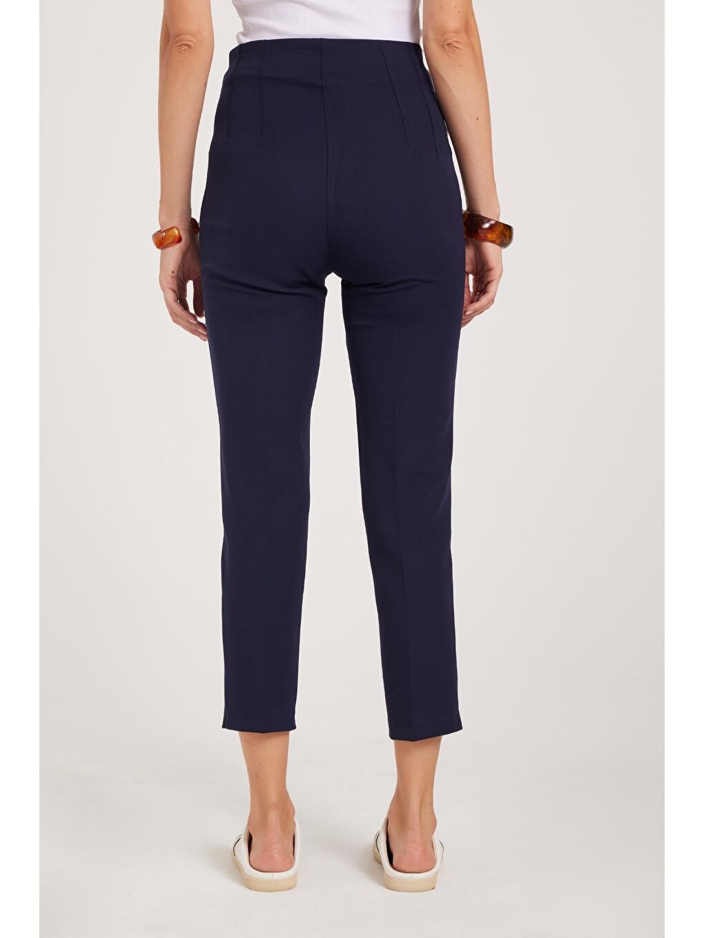 Kadın Relax Fit Rahat Kesim Yüksel Bel Dar Paça Lacivert Pantolon-6