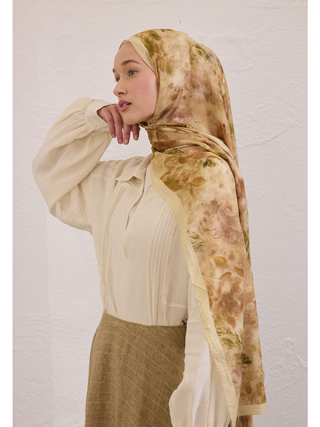 Naomı Desen Rami Şal Bej