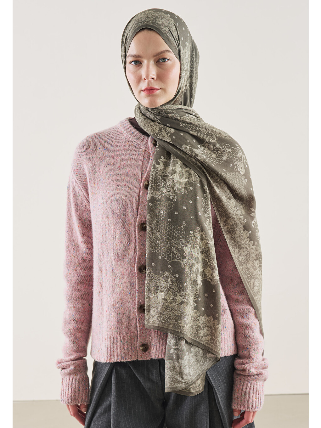 Floral Lace Desen Rami Şal Soft Haki-2
