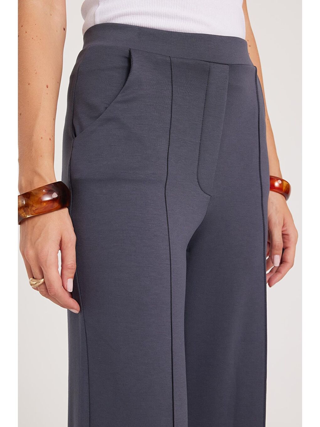 Kadın Relax Fit Rahat Kesim Modal Kumaş Yüksel Bel Geniş Paça Antrasit Pantolon-2