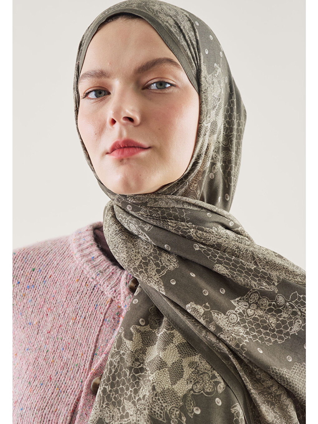 Floral Lace Desen Rami Şal Soft Haki-3