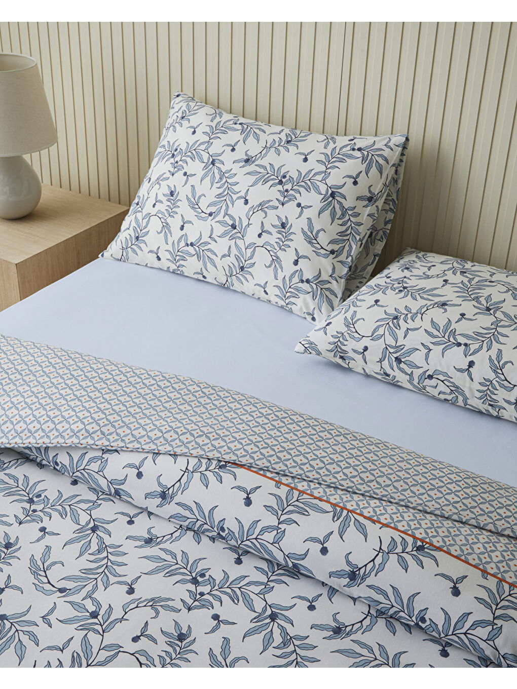 Berryland Kolay Ütülenir Çarşaflı Tek Kişilik Nevresim Takımı 160x220 cm Mavi-Turuncu-2