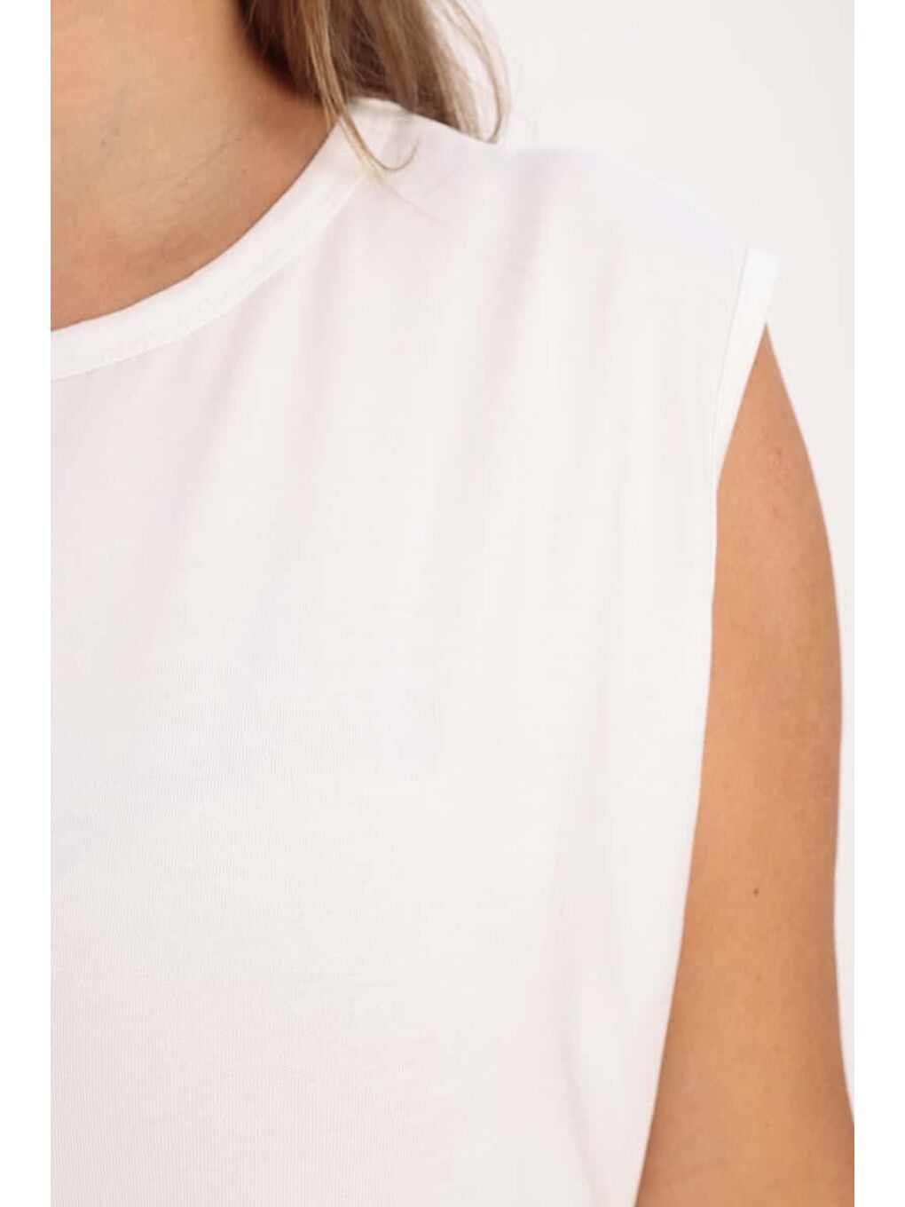 Ekru-Büyük Beden Pamuklu Bisiklet Yaka Kolsuz Elastanlı İçlik Elbise-3