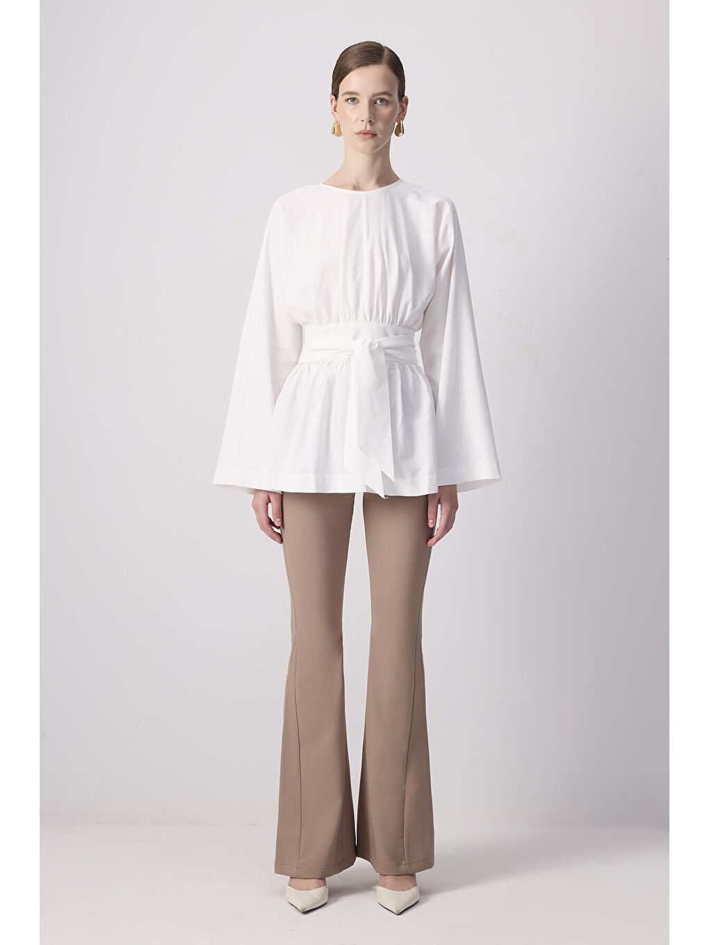 Beyaz Bağlama Detaylı Poplin Tunik