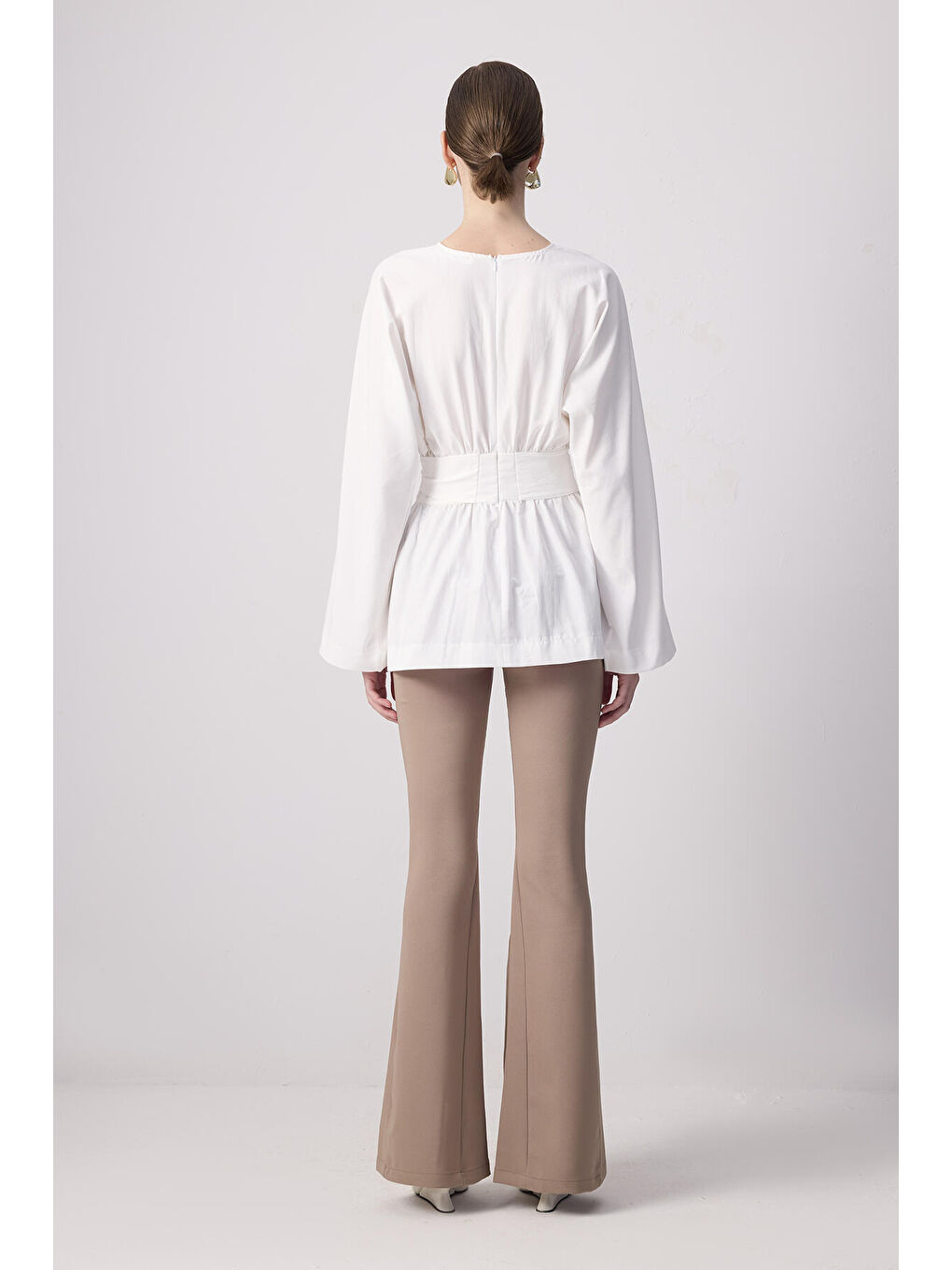 Beyaz Bağlama Detaylı Poplin Tunik-3