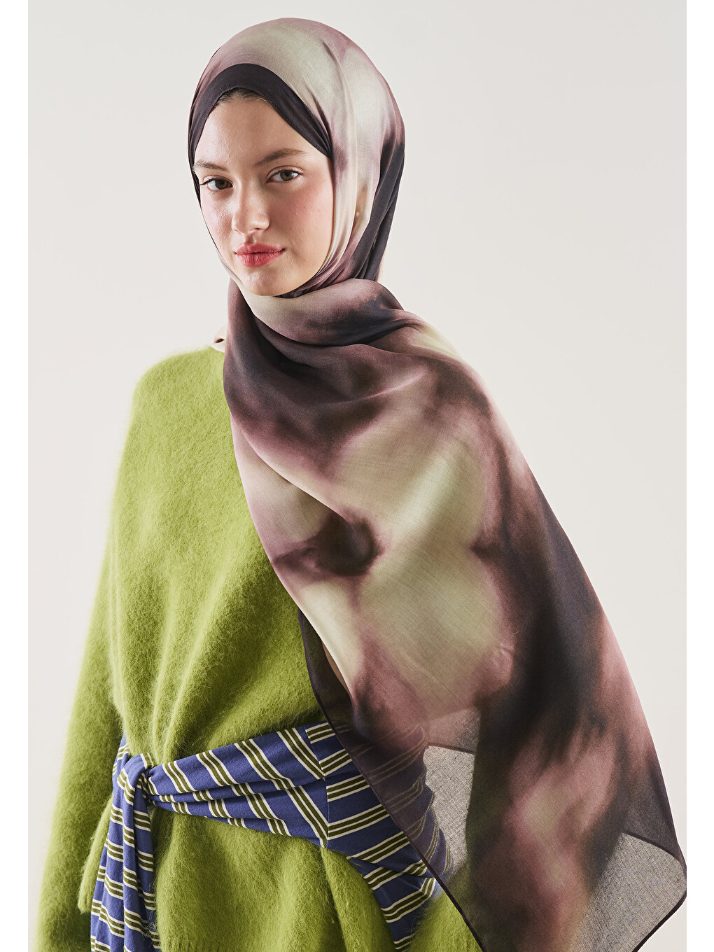 Kahverengi Floral Batik Desen Rami Şal Ağaç Kabuğu-3