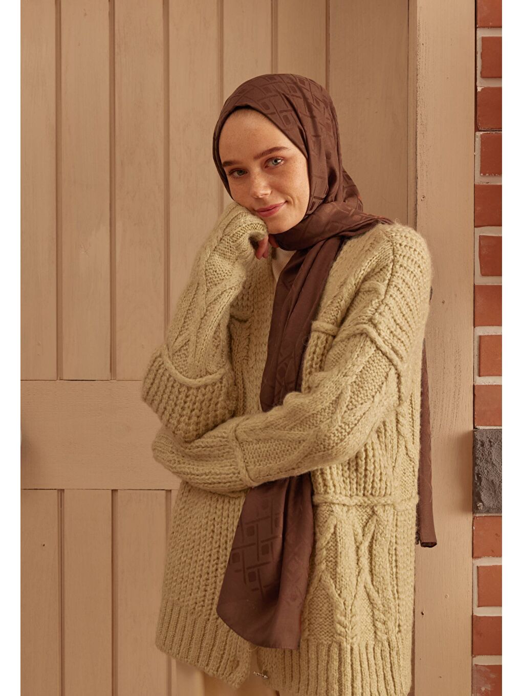 Kahverengi Porto Jakarlı Şal Kakao-1