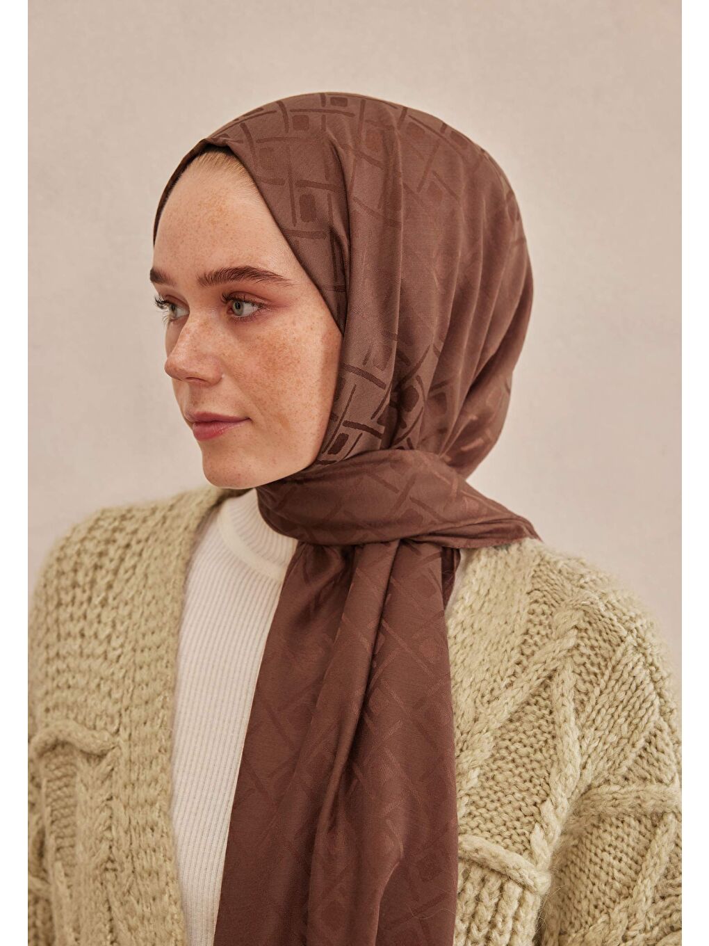 Kahverengi Porto Jakarlı Şal Kakao-2